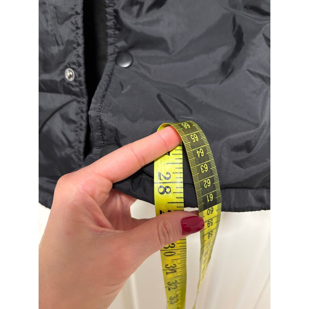 Vans Black Medium Snap Button Jacket Windbreaker - Picture 7 of 10